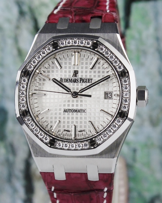 (image for) Audemars Piguet AP Royal Oak 37mm Automatic Watch / 15451ST.ZZ.D011CR.01